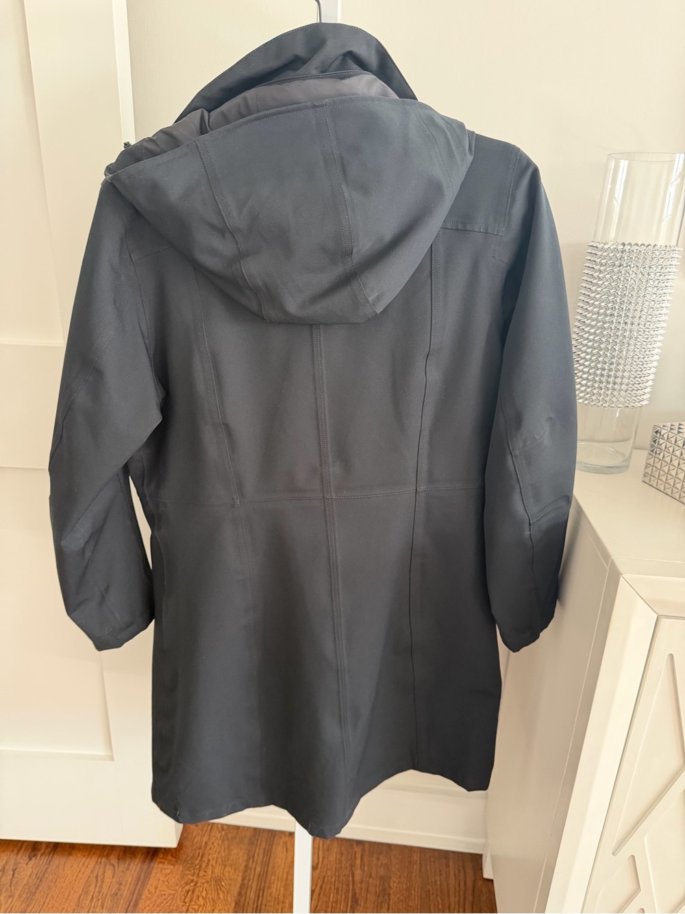 Patagonia Black Women's Outdoor Everyday Rain Jacket, Size M - Picture 3 of 7